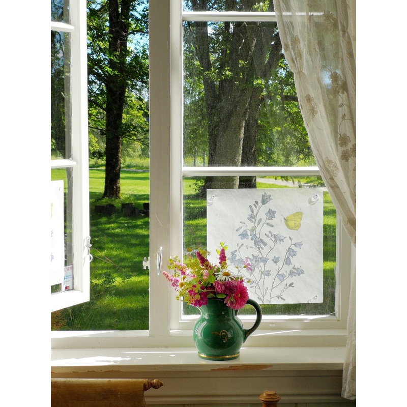 Emma Sjodin: Windowshade (31 x 31cm), Bellflower