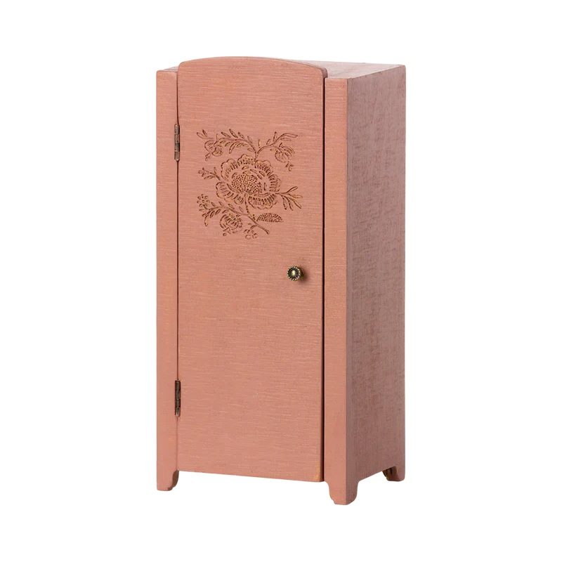 Maileg Miniature Closet