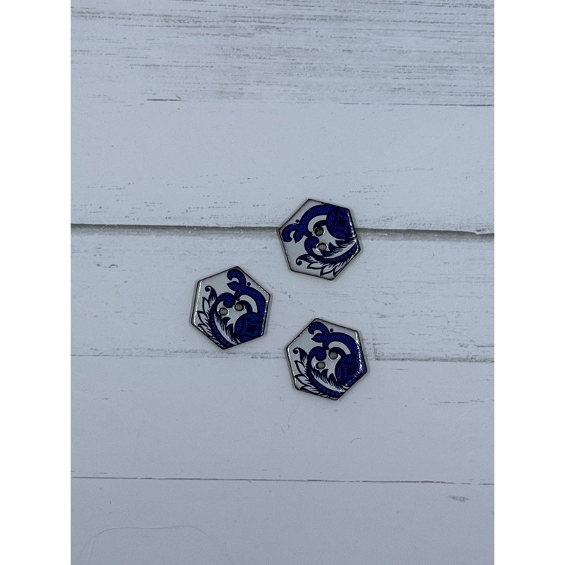 Stockwell Ceramics Button 21B