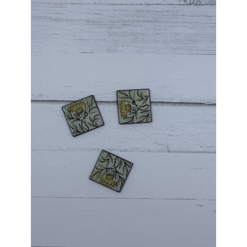 Stockwell Ceramics Button 22