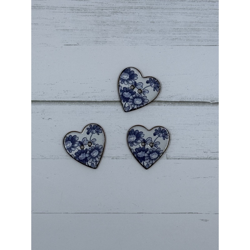 Stockwell Ceramics Button 24A