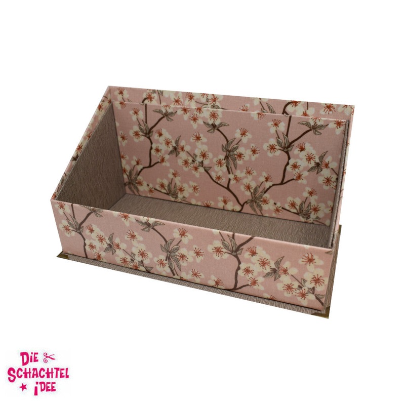 Cartonnage Letter Holder