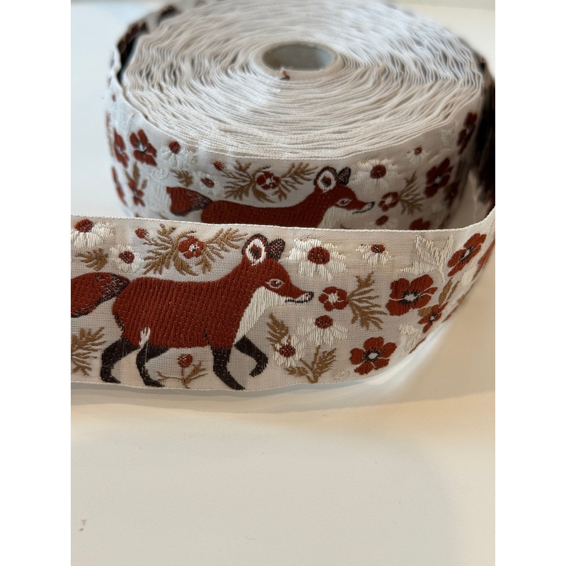 Kafka Ribbon Fox
