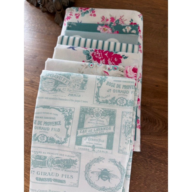 Ragged Quilt KITS featuring Tanya Whelan