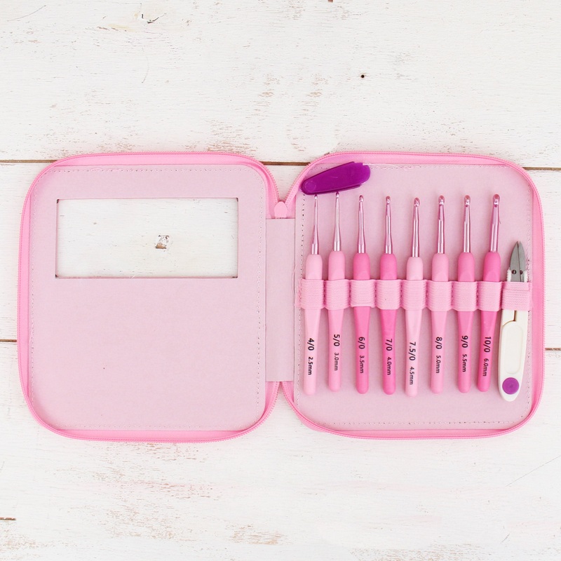 Pink Crochet Set – 9 Piece Kit With Case – Hooks from Sizes 2.5-6mm