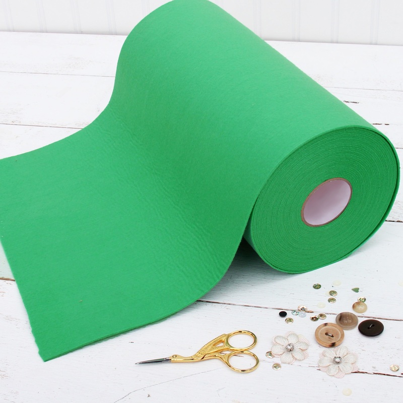 Kelly Green Felt 12″ x 10 Yard Roll – Soft Premium Felt Fabric