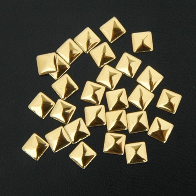 Hot Fix Metallic Nailhead – Gold Square 5x5mm – 2 Gross