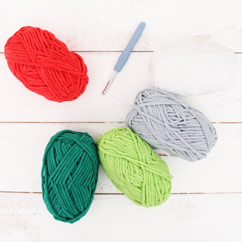 Super Soft Chenille Yarn Set – Holiday Colors – Pack of 5 Skeins – #5-50 Gram Skeins – 60 yds each