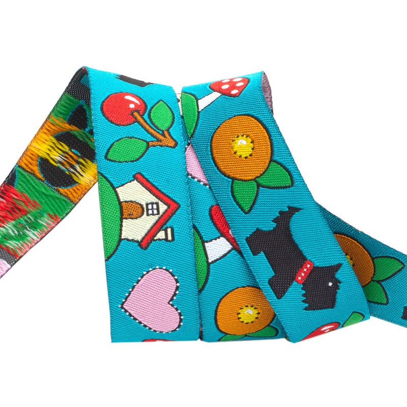 Scotties/Houses -Mary Engelbreit – 7/8″- by the yard