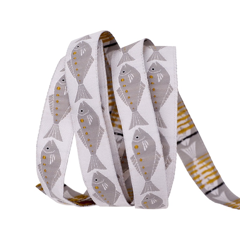 By the Seaside – Fish – 5/8″ width – By Loes Van Oosten – One Yard