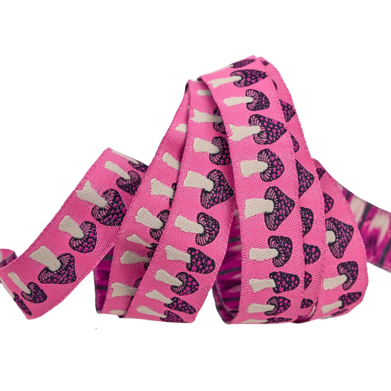 Mushrooms – 5/8″ width – Best of Sarah Watts – One Yard