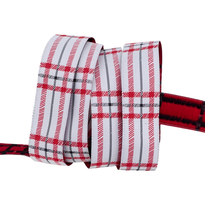 Christmas Plaid – 7/8″ width – Gingerbread Christmas – One Yard