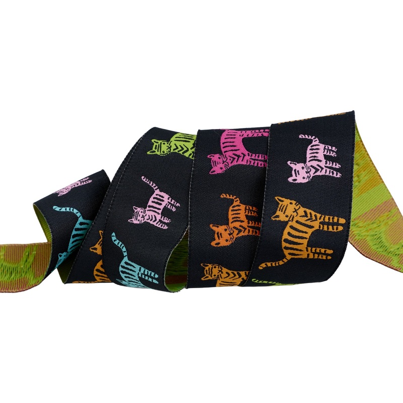 Catnap – Tiger Stripes in Black – 1-1/2″ width – by Alexia Abegg – One Yard