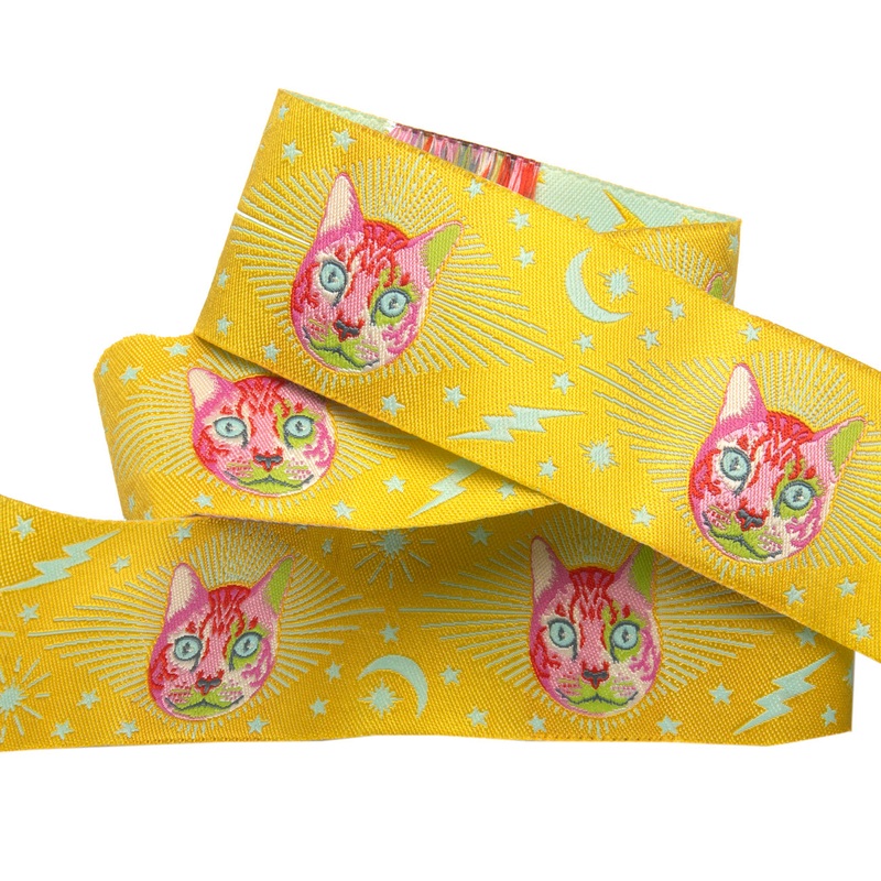 Cheshire Cat on yellow-1 1/2″-Tula Pink Curiouser
