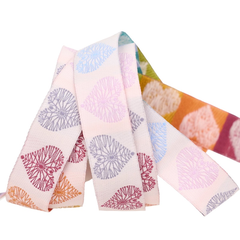 PREORDER – Enrapture – Amour – 7/8″ width – by Giuseppe Ribaudo – One Yard