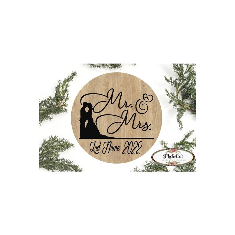 Mr and Mrs Wedding Round Sign